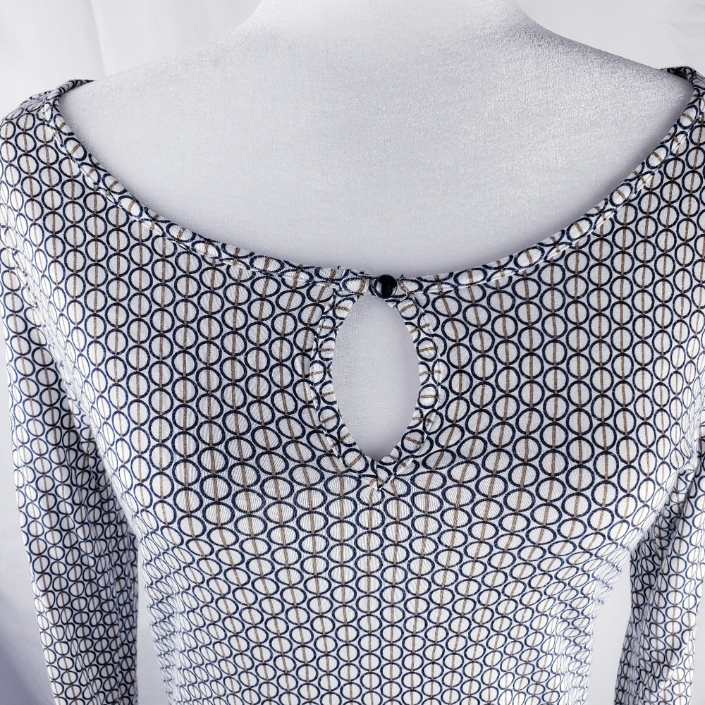 EUC 3/4 Sleeve Keyhole Banana Republic Top Geometric